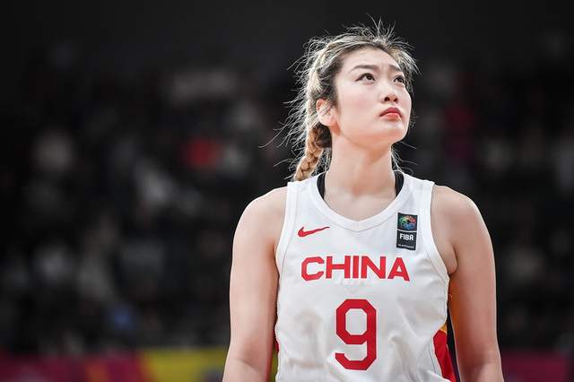 李梦回归女篮驰援亚运会？名单公布，尘埃落定，宫鲁鸣给出答案